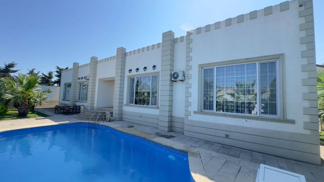 Satılır 6 otaqlı həyət evi/bağ evi 300 m² — Ev, villa, Bakı (2)