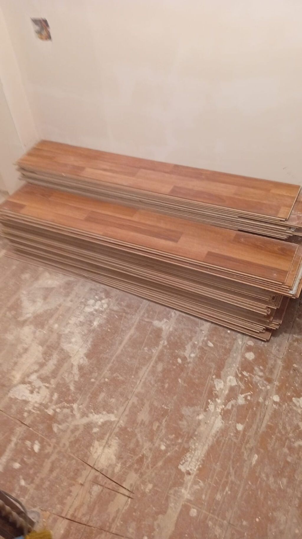 İşlənmiş Laminat, 10 mm, Sinif - 32, Taxta effektli, Ünvandan götürmə — Təmir və inşaat, Bakı (4)