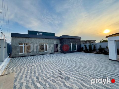 Satılır 5 otaqlı həyət evi/bağ evi 4 m²