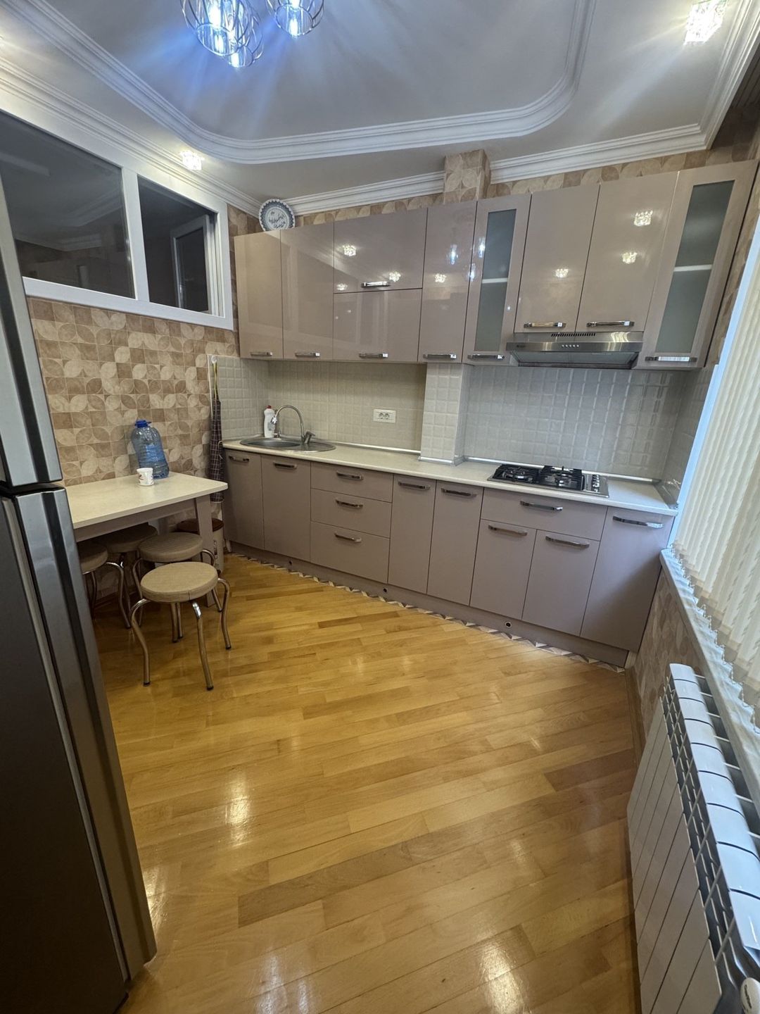 İcarəyə verilir 3 otaqlı yeni tikili 109 m² — Mənzil, Bakı (2)