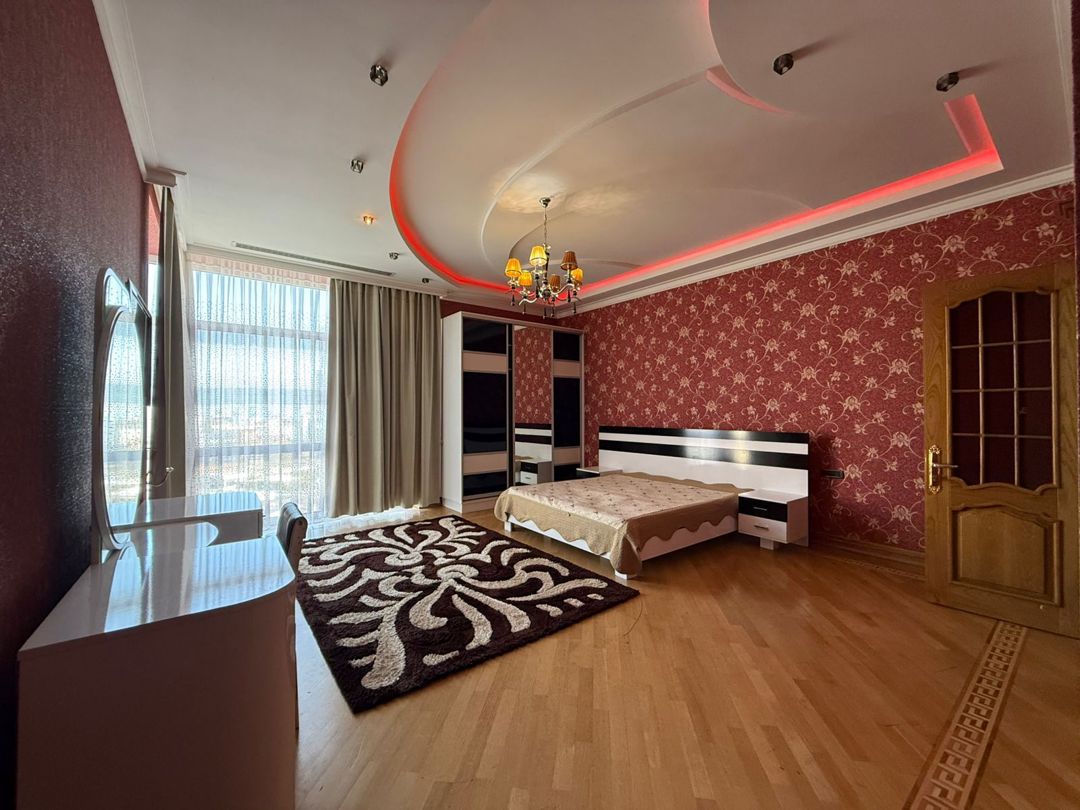 İcarəyə verilir 4 otaqlı yeni tikili 210 m² — Mənzil, Bakı (11)