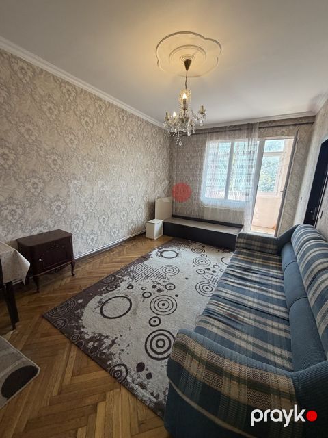 İcarəyə verilir 2 otaqlı köhnə tikili 60 m²