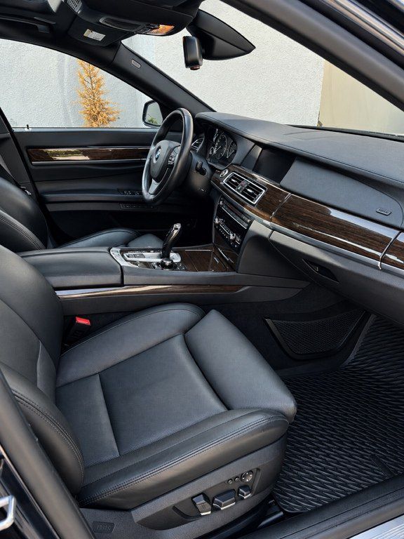 BMW 750, 4.4 L, 2009 il, 61 000 km — Avtomobillər, Bakı (12)