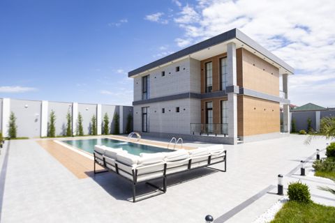 Satılır 5 otaqlı həyət evi/bağ evi 400 m² — Bakı