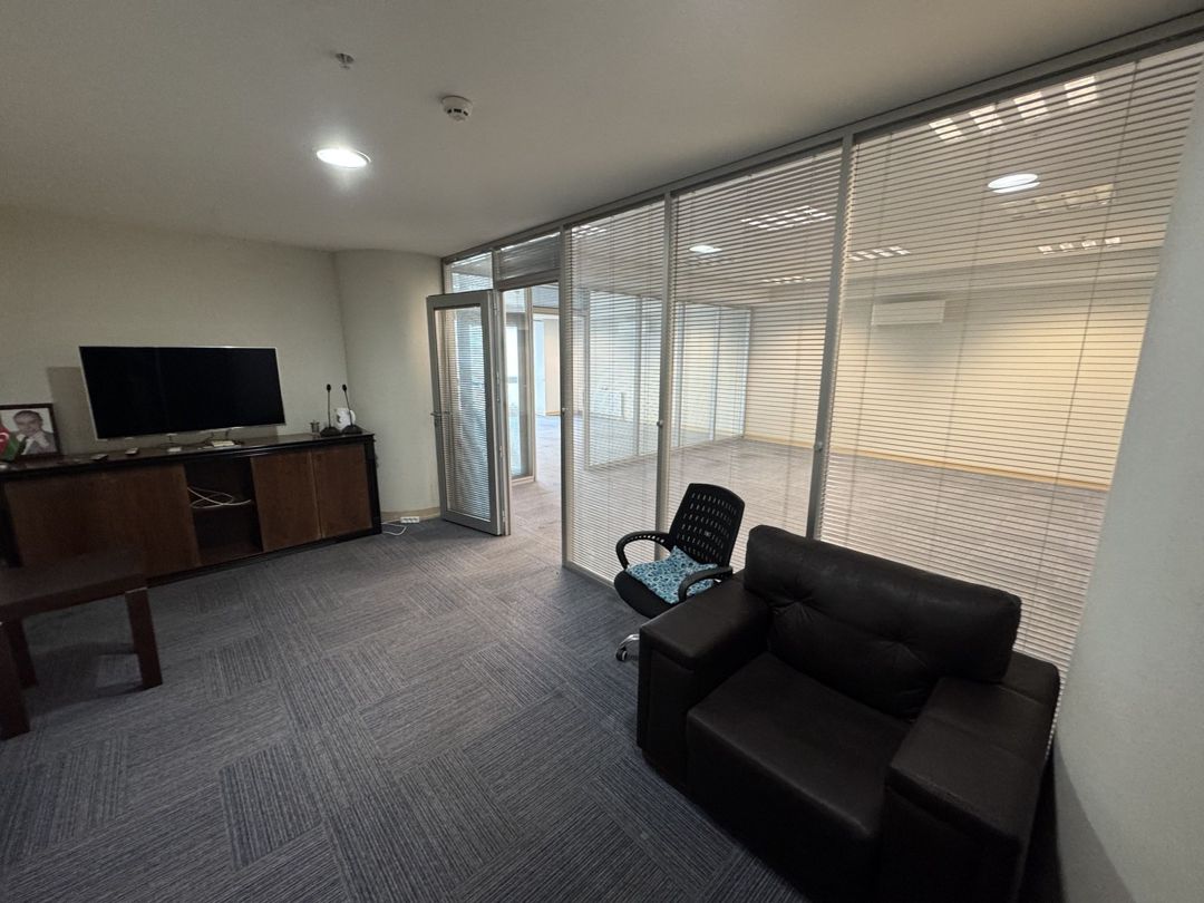 İcarəyə verilir 3 otaqlı ofis 110 m² — Ofis, Bakı (7)
