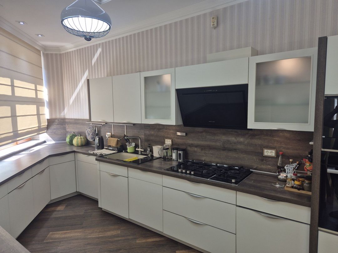 Satılır 4 otaqlı yeni tikili 242 m² — Mənzil, Bakı (6)