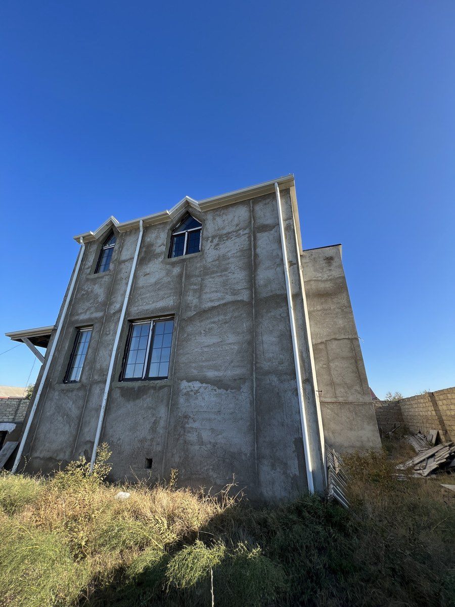 Satılır 4 otaqlı həyət evi/bağ evi 250 m² — Ev, villa, Bakı (4)