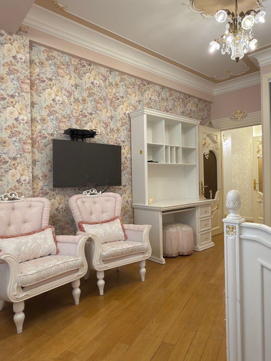 Satılır 4 otaqlı yeni tikili 220 m² — Mənzil, Bakı (6)