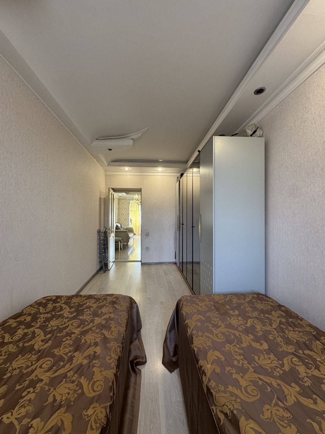 Satılır 2 otaqlı köhnə tikili 65 m² — Mənzil, Bakı (8)