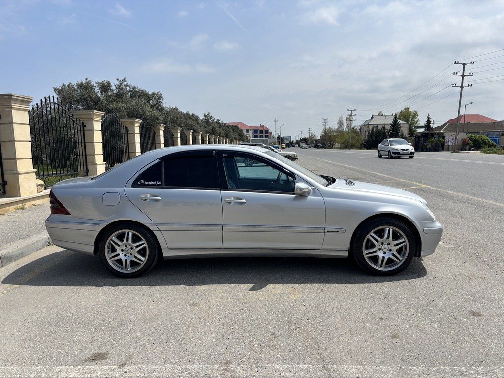 Mercedes C 200, 2.2 L, 2002 il, 528 604 km — Avtomobillər, Bakı (2)