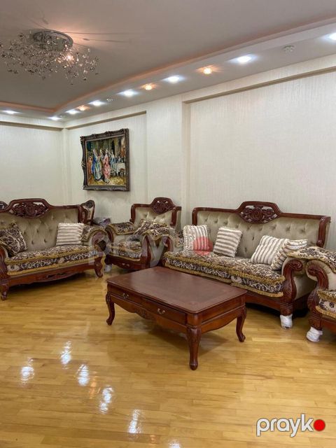 İcarəyə verilir 4 otaqlı yeni tikili 221 m²