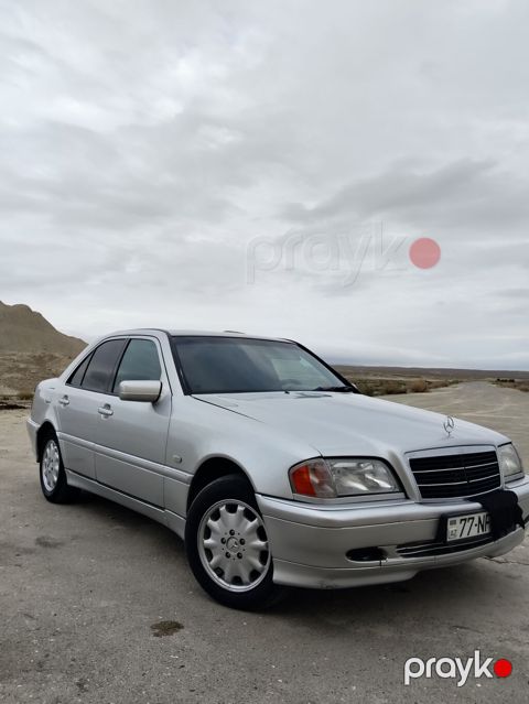Mercedes-Benz C-Class: 2.2 l 1998 il Sedan — Sanqaçal