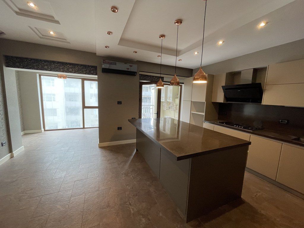Satılır 6 otaqlı yeni tikili 280 m² — Mənzil, Bakı (4)