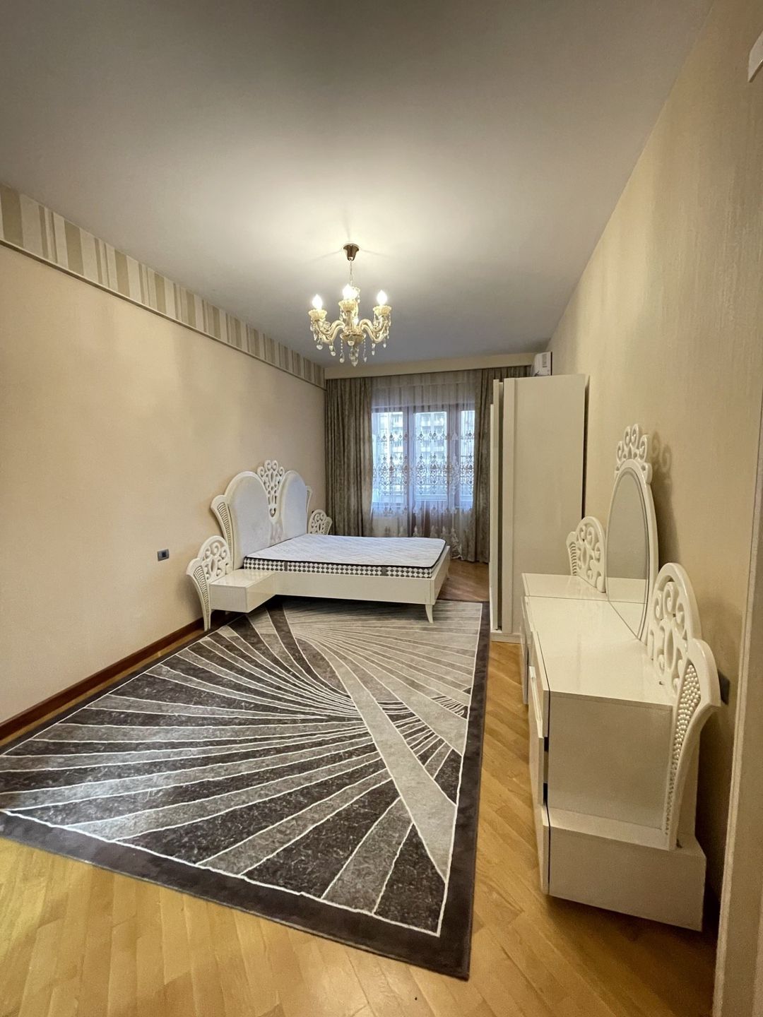 İcarəyə verilir 3 otaqlı yeni tikili 220 m² — Mənzil, Bakı (5)