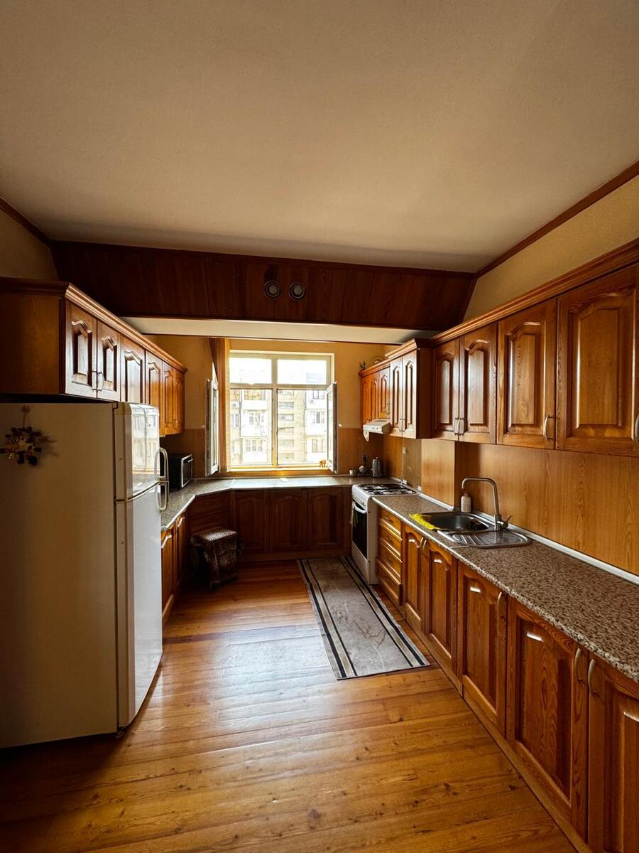 Satılır 3 otaqlı köhnə tikili 75 m² — Mənzil, Bakı (7)