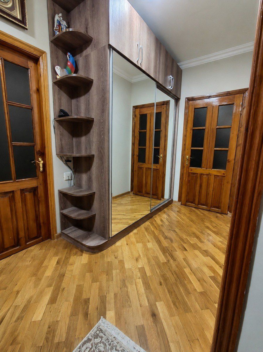 Satılır 4 otaqlı köhnə tikili 104 m² — Mənzil, Bakı (10)