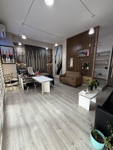 Satılır obyekt 37 m² — Bakı