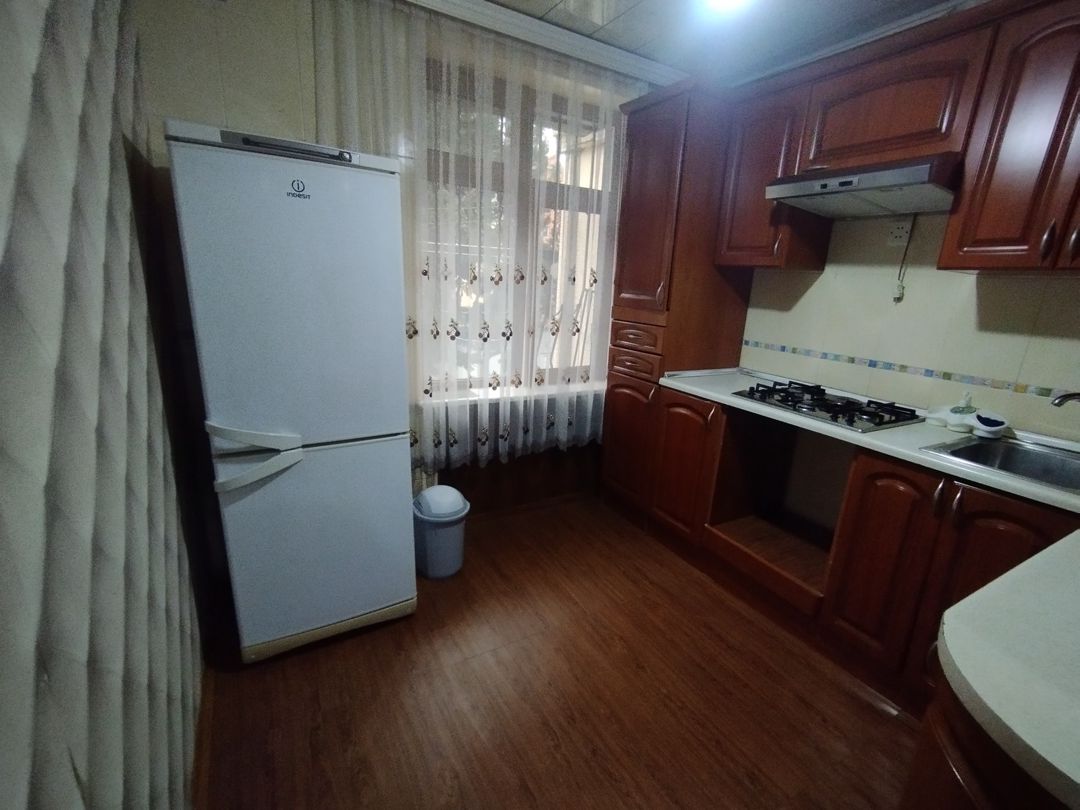 İcarəyə verilir 3 otaqlı köhnə tikili 80 m² — Mənzil, Bakı (2)