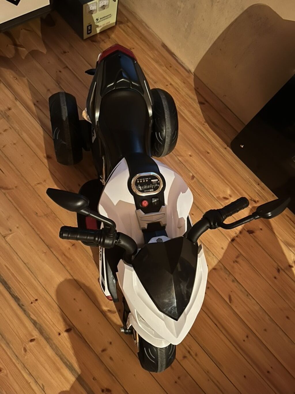 Uşaq elektrik motosikleti – 3 təkərli, sport dizaynlı - Rəng: ağ/qara — Oyuncaqlar, Bakı (2)