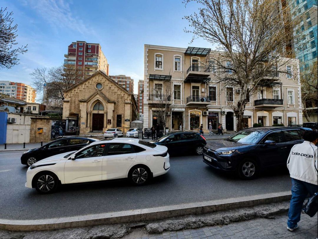 Satılır 3 otaqlı köhnə tikili 82 m² — Mənzil, Bakı (2)