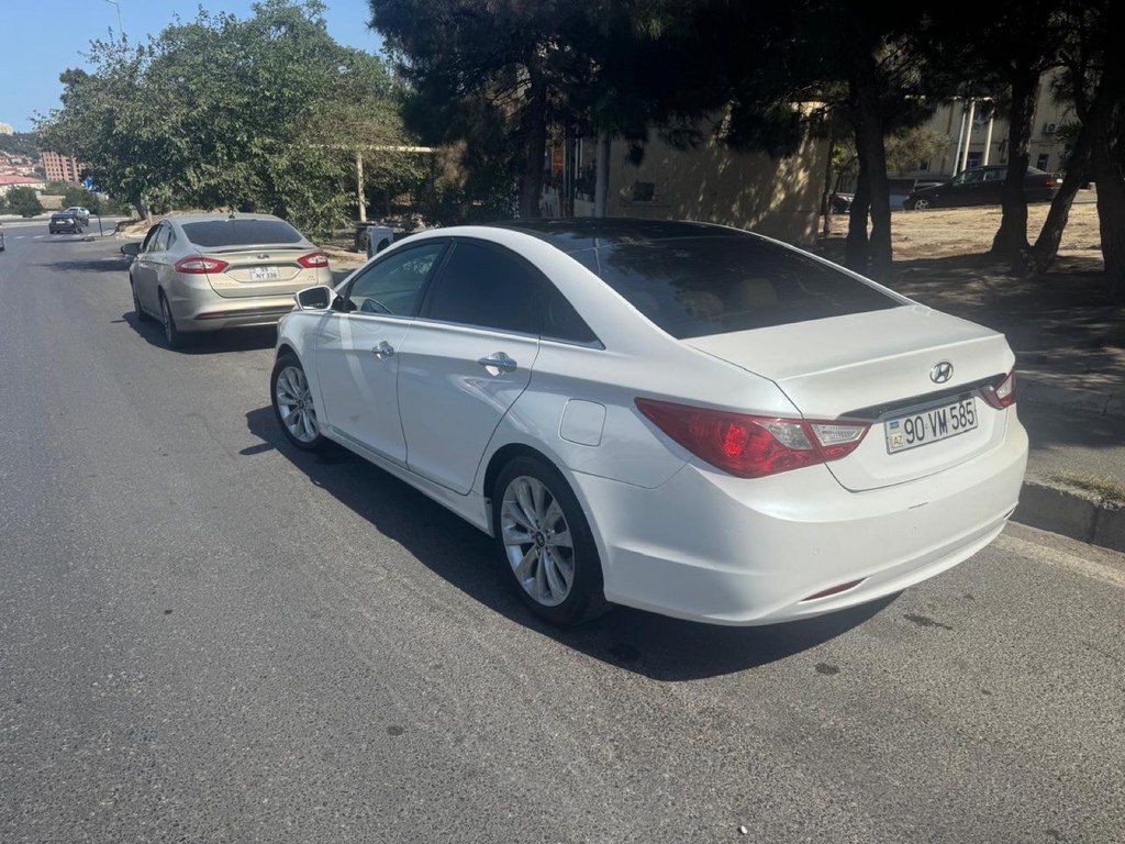 Hyundai Sonata, 2.4 L, 2010 il, 260 000 km — Avtomobillər, Bakı (5)