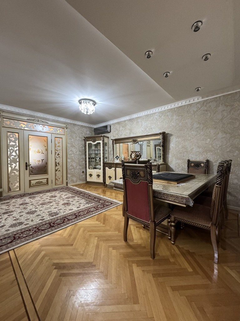Satılır 4 otaqlı köhnə tikili 110 m² — Mənzil, Bakı (4)