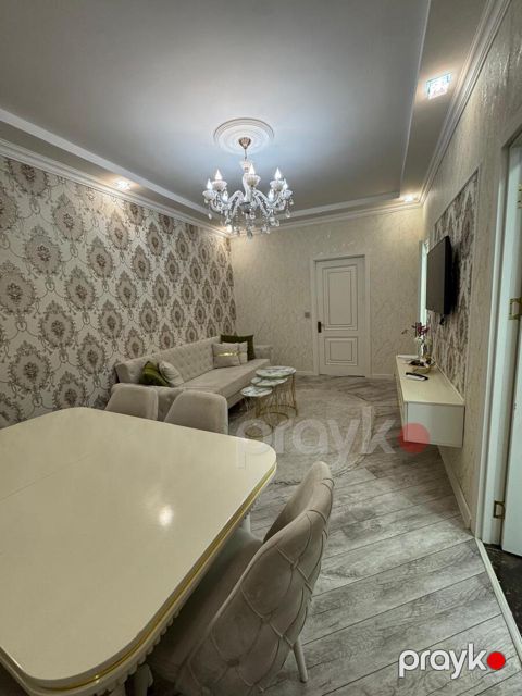 Satılır 2 otaqlı köhnə tikili 55 m²