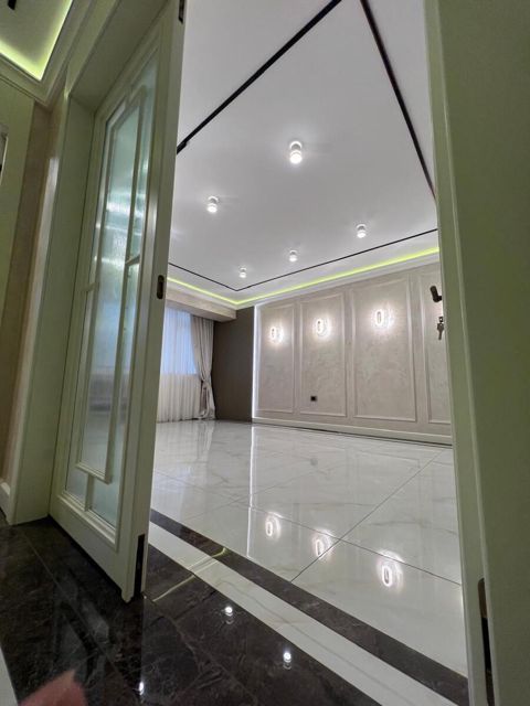 Satılır 3 otaqlı köhnə tikili 61 m² — Bakı