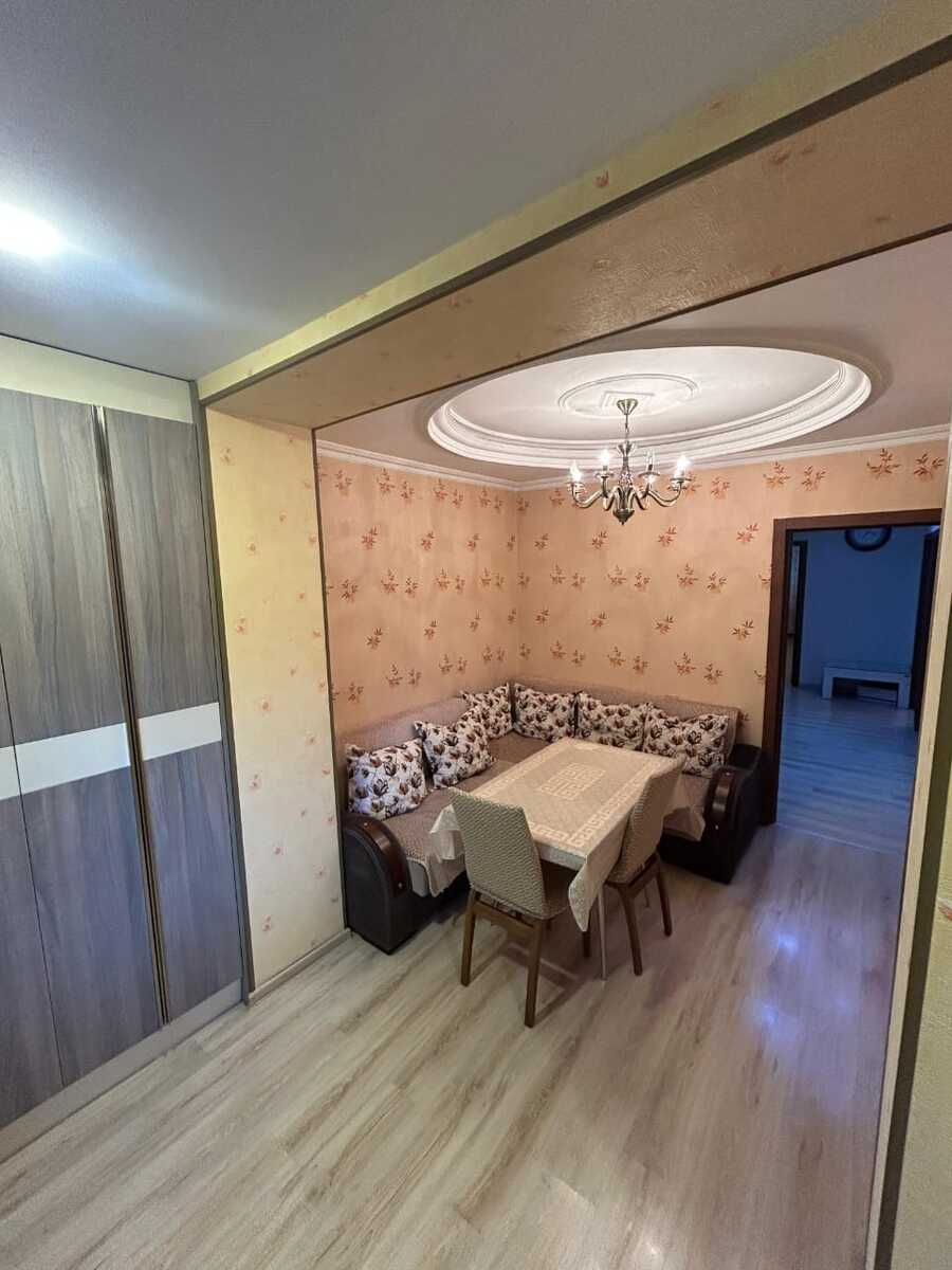 Satılır 4 otaqlı köhnə tikili 110 m² — Mənzil, Bakı (9)
