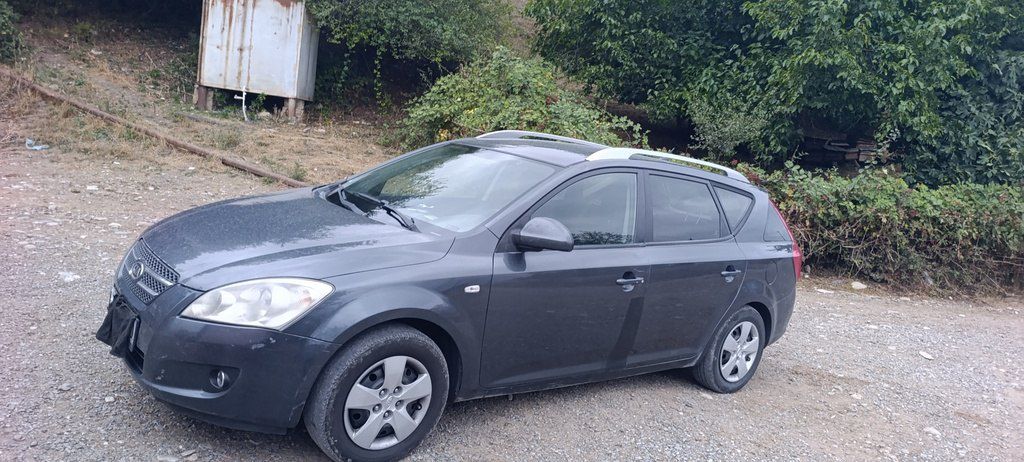 Kia Ceed SW, 1.4 L, 2008 il, 500 000 km — Avtomobillər, Bakı (3)