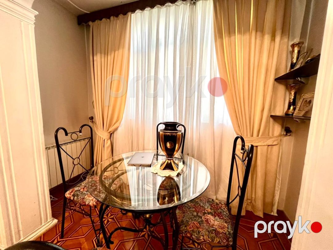 Satılır 2 otaqlı köhnə tikili 65 m² — Mənzil, Bakı (3)