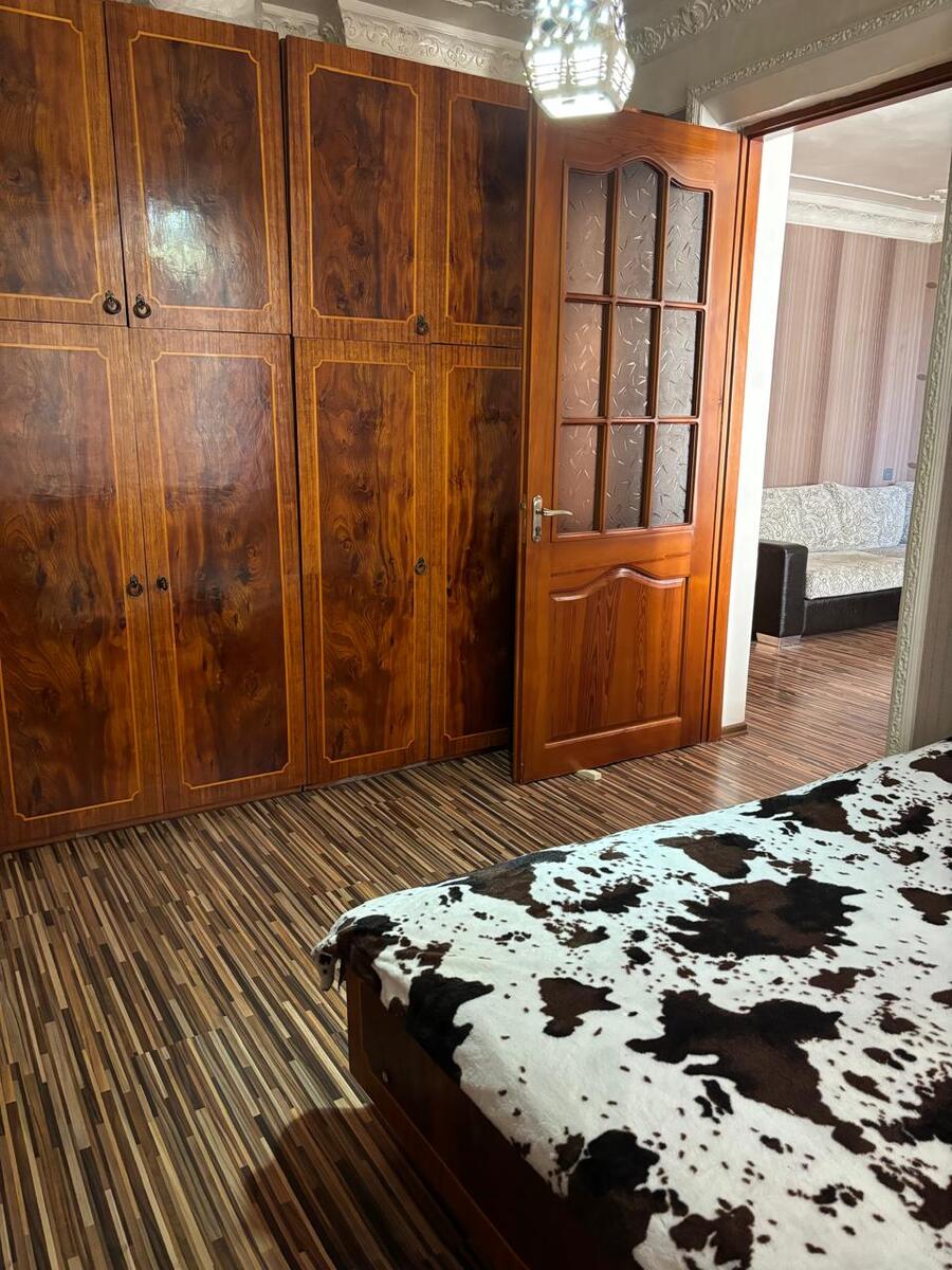 İcarəyə verilir 3 otaqlı köhnə tikili 90 m² — Mənzil, Bakı (7)