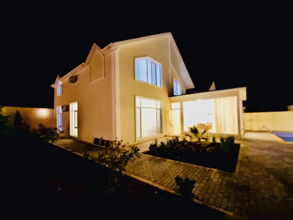 Satılır 5 otaqlı həyət evi/bağ evi 320 m² — Ev, villa, Bakı (4)