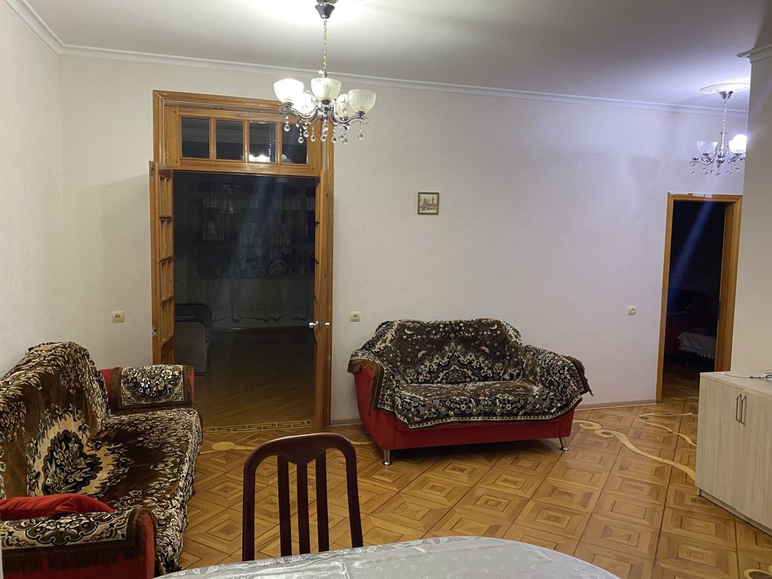 İcarəyə verilir 5 otaqlı köhnə tikili 135 m² — Mənzil, Bakı (9)
