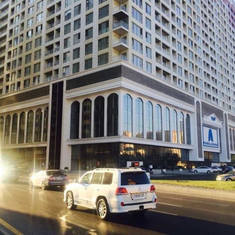 İcarəyə verilir 3 otaqlı yeni tikili 120 m² — Bakı