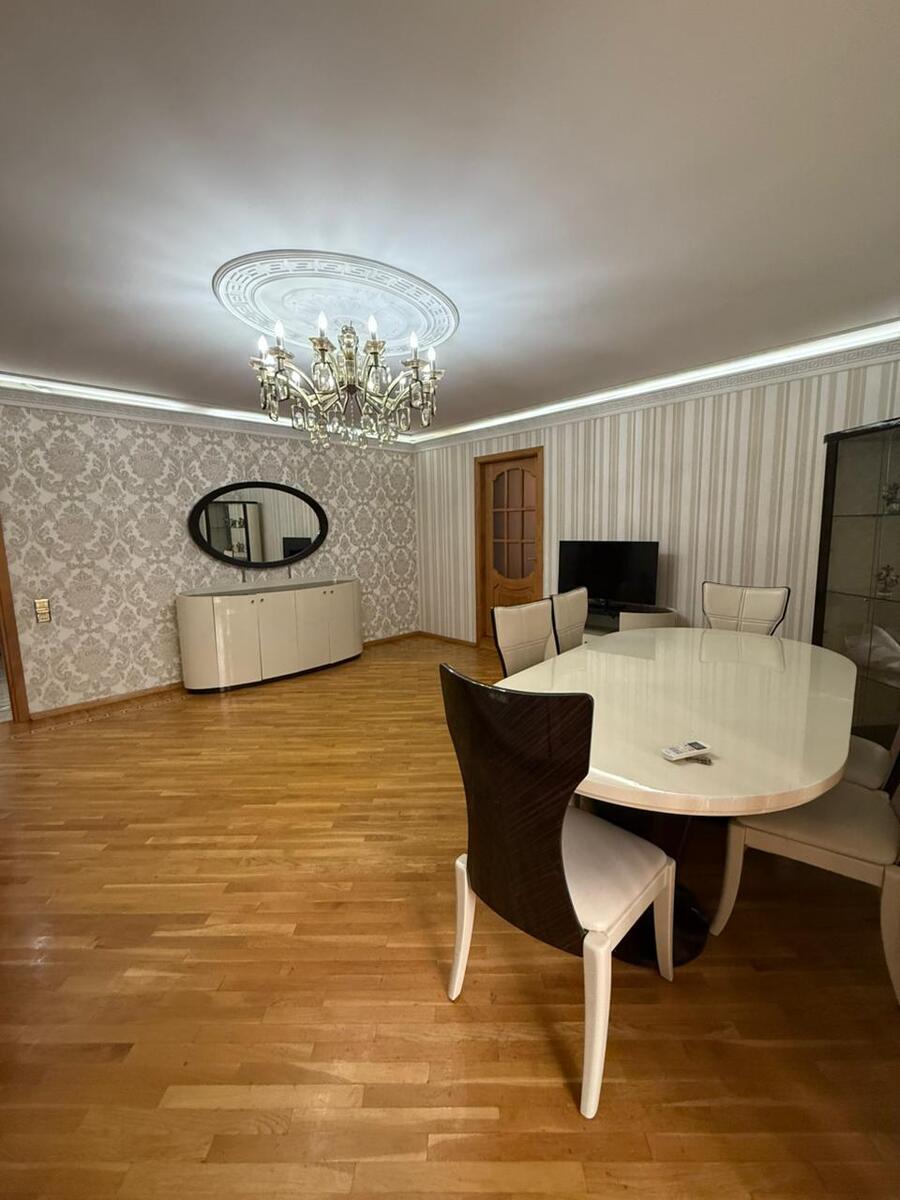 İcarəyə verilir 3 otaqlı köhnə tikili 90 m² — Mənzil, Bakı (4)