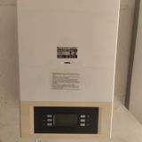 Kombi 28 kw tam işlək vəziyyətdə 1 il zəmanət verilir — Ali — Repair & Construction