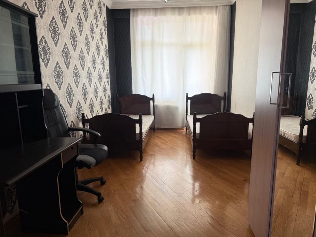 İcarəyə verilir 4 otaqlı yeni tikili 155 m² — Mənzil, Bakı (9)