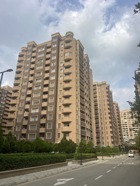 Satılır 3 otaqlı yeni tikili 108 m² — Bakı
