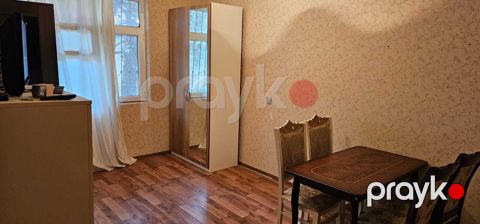 İcarəyə verilir 2 otaqlı köhnə tikili 32 m²