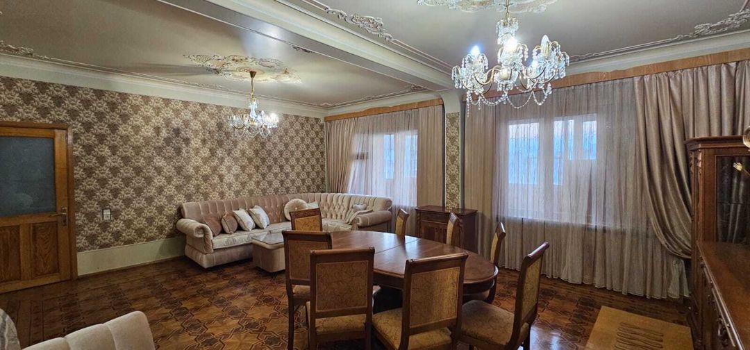İcarəyə verilir 5 otaqlı köhnə tikili 130 m² — Mənzil, Bakı (7)