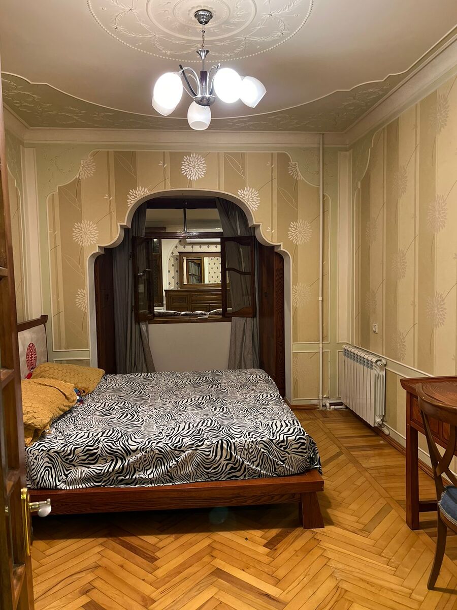 İcarəyə verilir 4 otaqlı köhnə tikili 110 m² — Mənzil, Bakı (3)