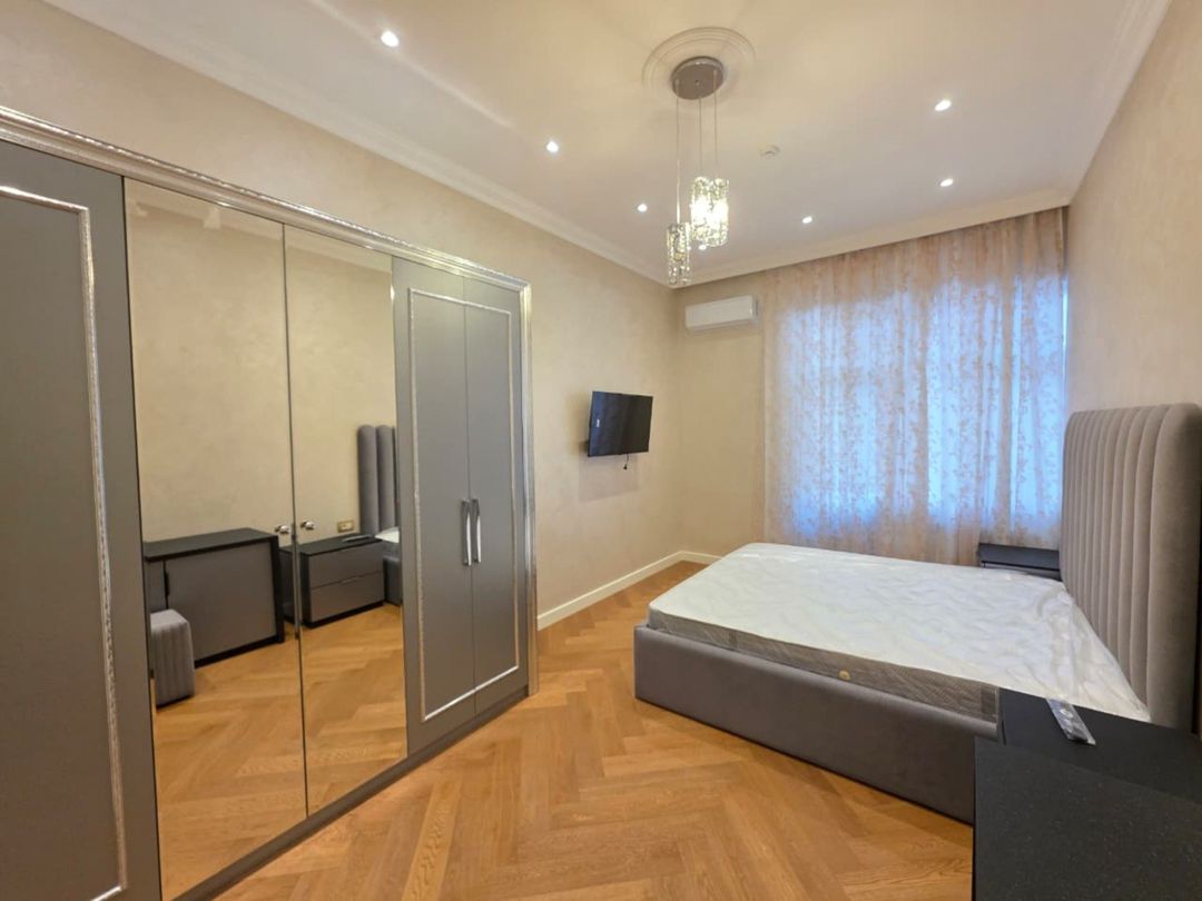 İcarəyə verilir 3 otaqlı yeni tikili 170 m² — Mənzil, Bakı (11)