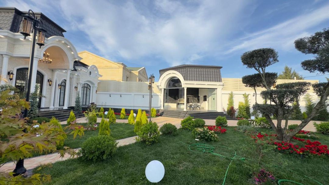 Satılır 6 otaqlı həyət evi/bağ evi 330 m² — Ev, villa, Bakı (10)