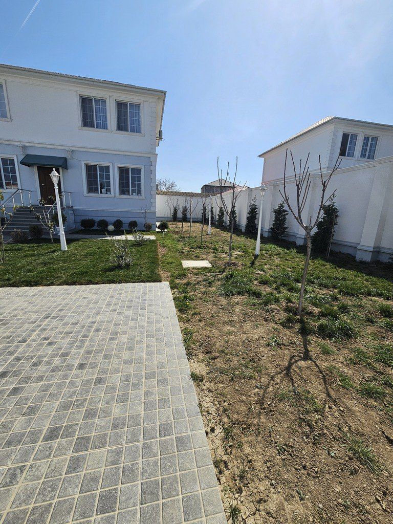 Satılır 4 otaqlı həyət evi/bağ evi 240 m² — Ev, villa, Bakı (5)