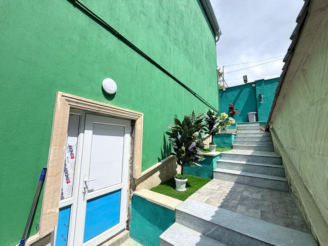 Satılır 4 otaqlı həyət evi/bağ evi 300 m² — Ev, villa, Quba (6)