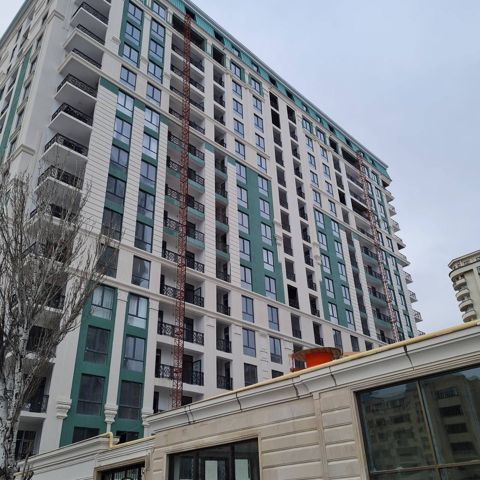 Satılır 3 otaqlı yeni tikili 143 m² — Bakı