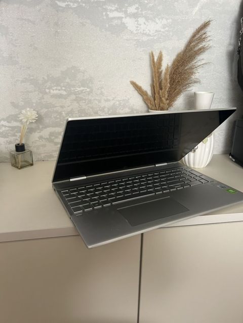HP Envy x360 Convertible – Core i7 / 16 GB / 1 TB satılır — Bakı