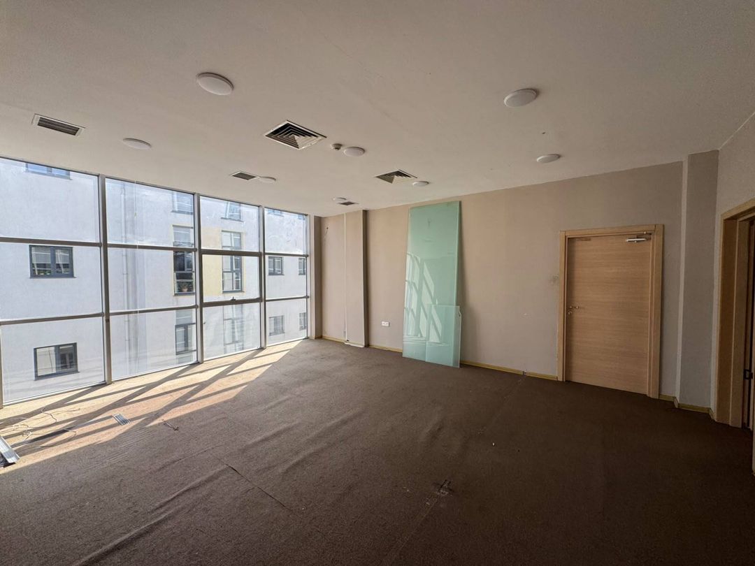 İcarəyə verilir 6 otaqlı ofis 310 m² — Ofis, Bakı (7)