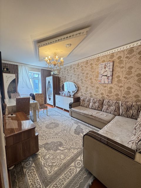 Satılır 3 otaqlı köhnə tikili 70 m² — Bakı